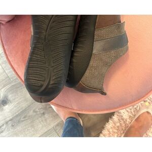NAOT womens’ shoes size 8. Worn once.